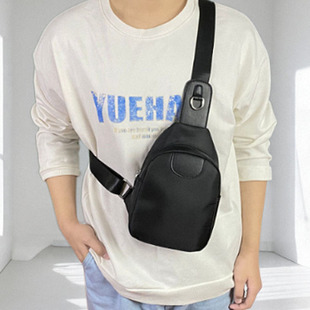 男士包尼龙布胸包男士斜挎包大容量单肩休闲背包潮流腰包黑色百搭