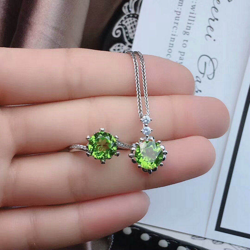 天然橄榄石戒指吊坠女S925银时尚