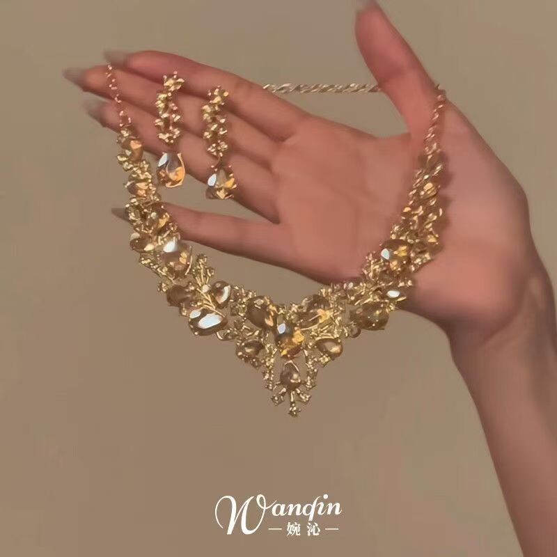 「镜厅浮光」法式宫廷风黄色闪钻项链复古重工精致华丽轻奢锁骨链