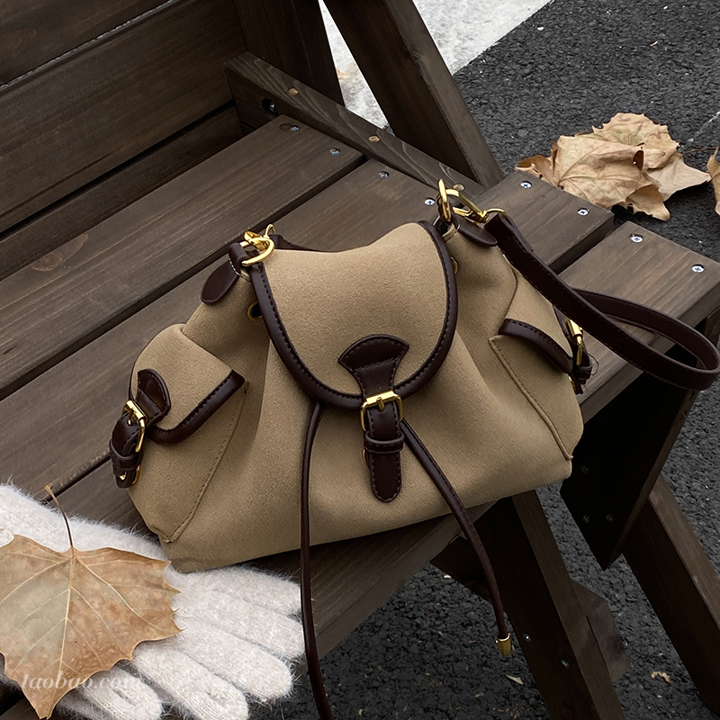 磨砂高级感小众设计手提包