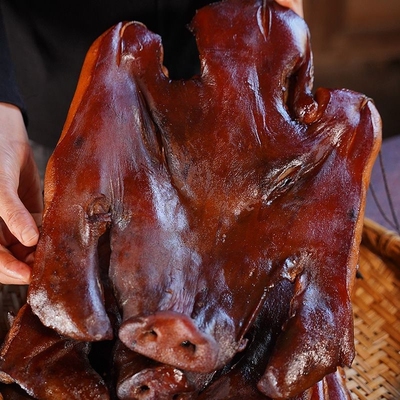 湖南农家烟熏腊猪脸猪头皮