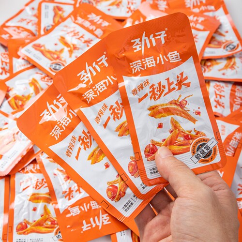 劲仔深海小鱼一秒上头香辣味