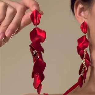 复古夸张长款 气质高级感花朵耳坠氛围感新娘耳饰 红色花瓣耳环韩式
