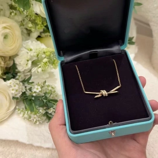 全新高定镶钻绳结项链女交叉蝴蝶结锁骨链女谷爱凌同款玫瑰金白金