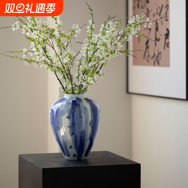 景德镇现代简约陶瓷花瓶亮面手绘青花摆件民宿酒店台面插花装饰品