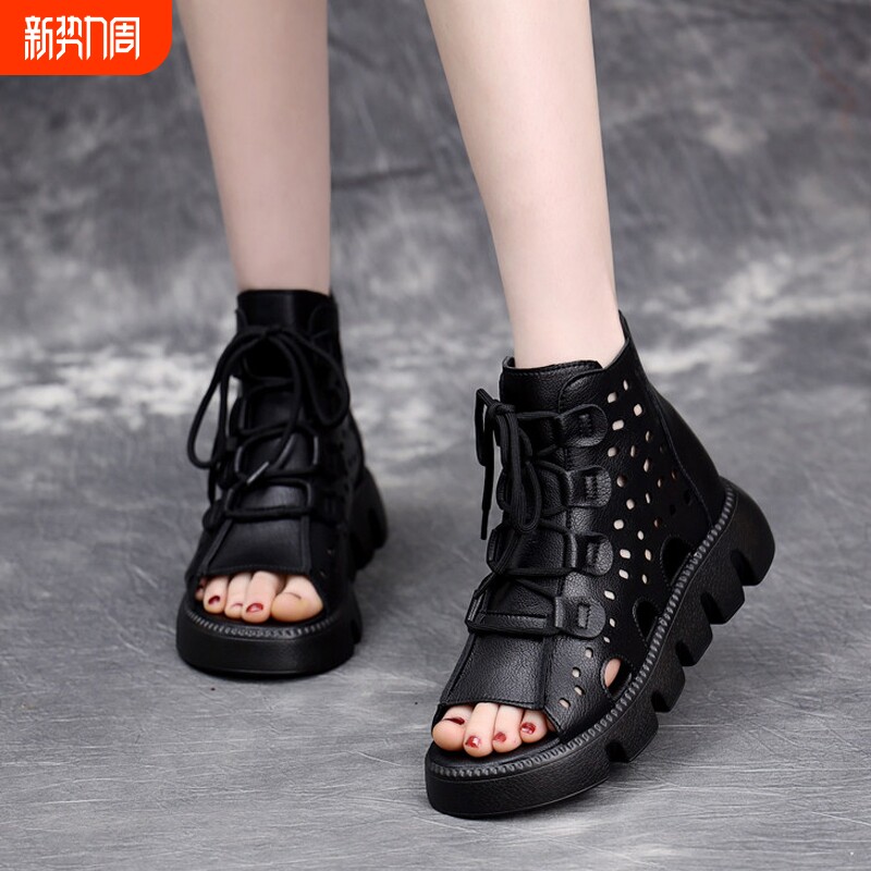 真皮罗马高帮网红凉鞋女2026夏新款平底女鞋超火厚底松糕软底镂空