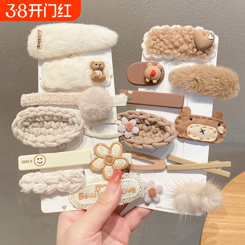 毛绒发卡网红2025年新款发夹女前额刘海夹侧边边夹发饰一字夹毛毛