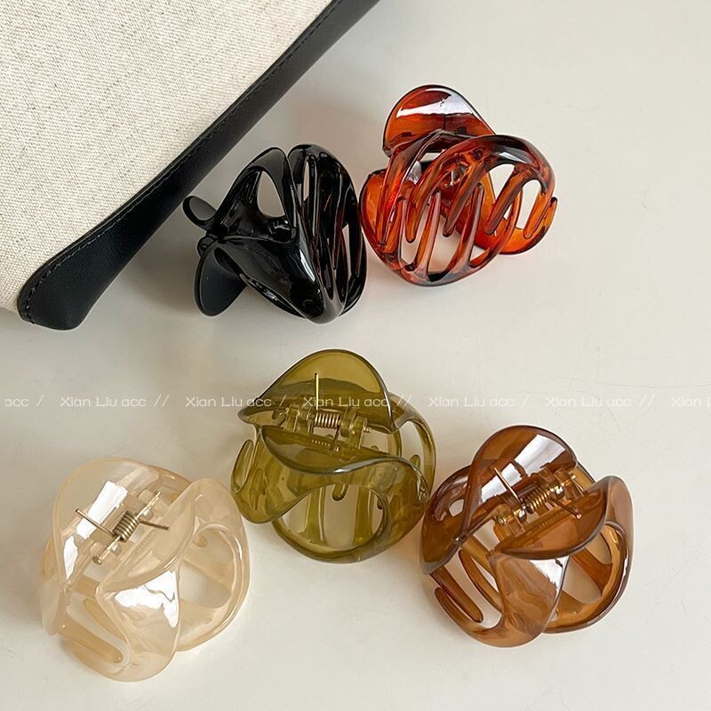 异形南瓜发抓夹女高级感发夹2024新款高端后脑勺鲨鱼夹小夹子发饰