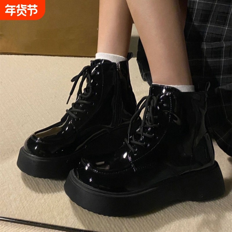 赵露思复古百搭厚底马丁靴女2025秋冬新款英伦风大头短靴漆皮女靴,女鞋,马丁靴,淘宝优惠券,粉丝福利购,淘宝优惠卷