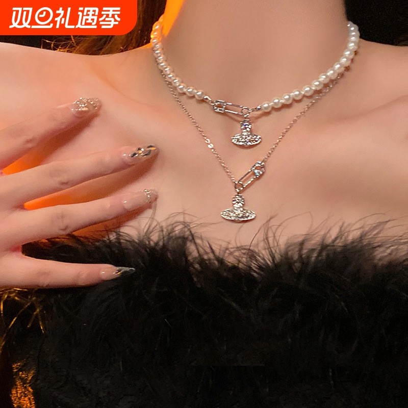 土星球珍珠项链女夏季小众回形针颈链配饰轻奢高级感锁骨链别针