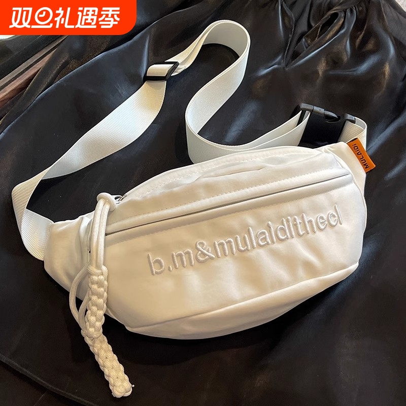 新款斜挎胸包女中号|千人加购