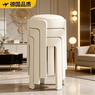 2026爆款奶油风软包餐椅家用可叠放塑料凳子轻奢高级感餐桌椅餐厅