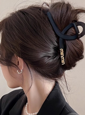磨砂min字母抓夹女黑色简约气质发夹后脑勺大号鲨鱼夹ins百搭夹子