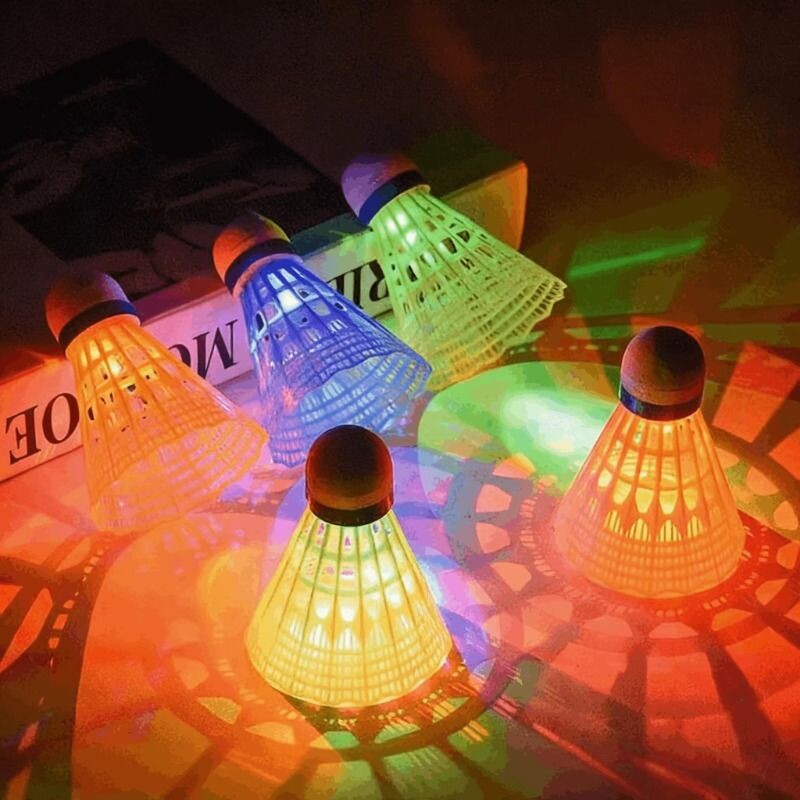 夜光羽毛球发光夜用防风耐打户外夜间荧光耐用带灯鹅毛球尼龙塑料