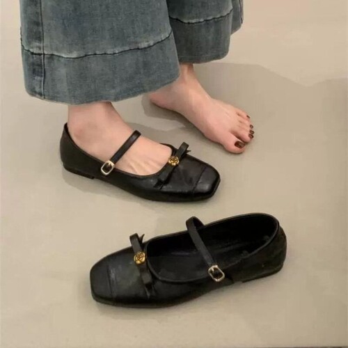 意尔康心选复古法式小香风玛丽珍单鞋女2026秋季新款一字扣带配裙