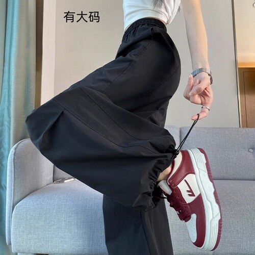 大码胖mm宽松显瘦工装裤女夏薄款2026新款透气高腰运动裤黑色阔腿