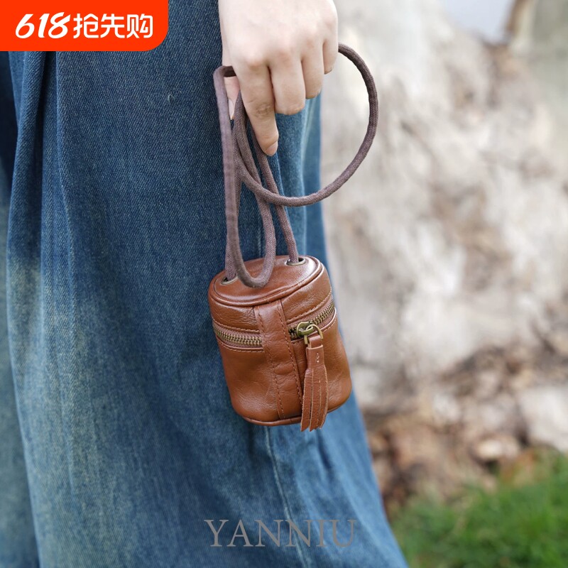 钥匙包零钱包女款2026小众设计水桶包软皮小斜挎包文玩收纳包证件