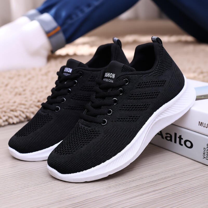 老北京布鞋女2025新款软底妈妈鞋中老年人运动休闲鞋软底防滑鞋子