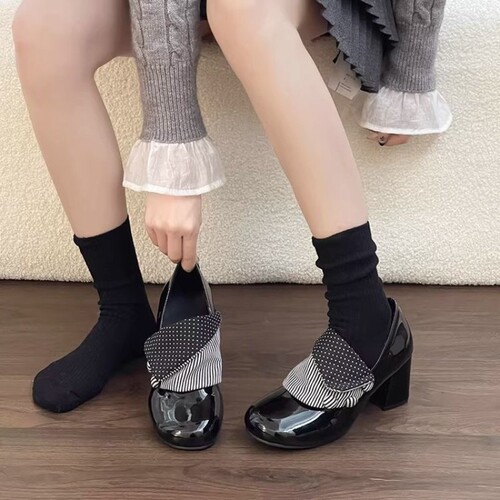 意尔康心选法式复古玛丽珍鞋女2026秋季新款制服鞋粗跟高跟jk小皮
