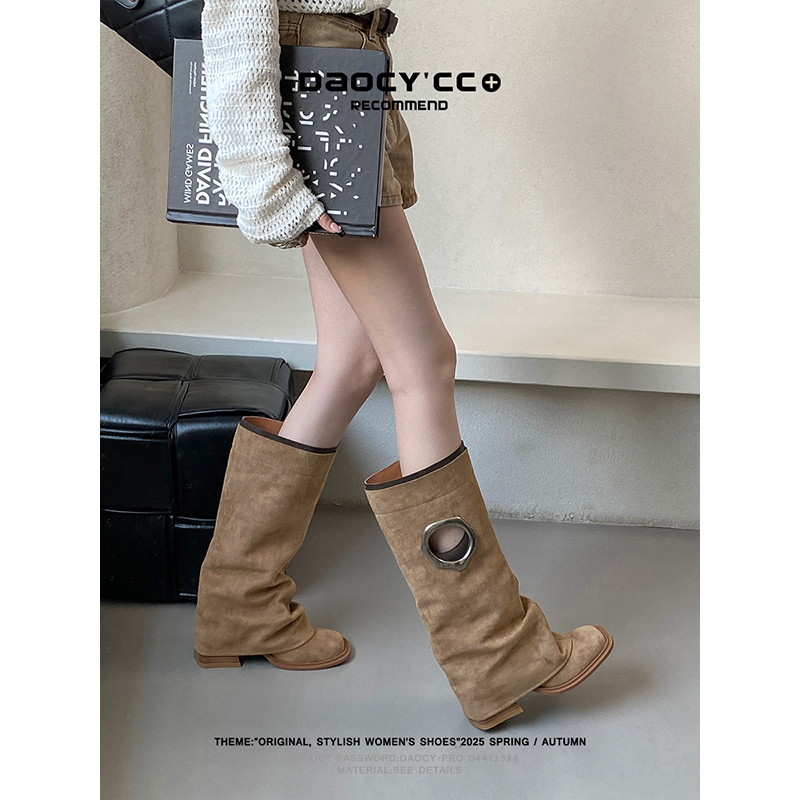 靴子美拉德2025新款秋冬季复古卡其色高跟裤管靴粗跟高筒长筒靴女