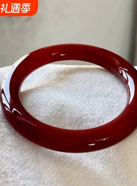 天然玛瑙手镯车厘子红色玉髓女子扁条冰玉镯子高级感本命年圈口