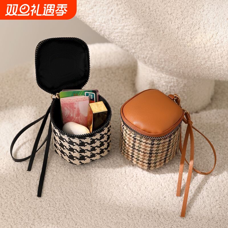 软皮手拿包迷你精致零钱包水桶口红包化妆包小手拎小包收纳硬币