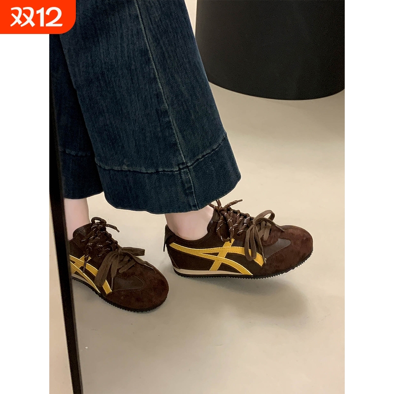 德训鞋女款2025新款爆款秋季超火百搭软底运动鞋棕色板鞋阿甘鞋子