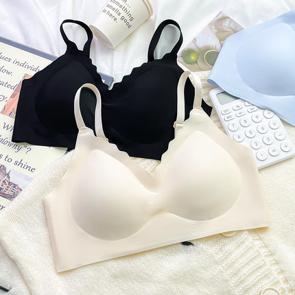 冰丝无痕内衣女学生薄款大胸显小无钢圈收副乳防下垂美背吊带内搭