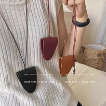 挂脖磁吸皮革墨镜挂绳项链女长款便携眼镜夹收纳毛衣链配饰品钥匙