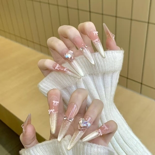 4.0长尖细狗穿戴甲爆闪金色猫眼ins学生显白手工美甲法式 新年黑皮