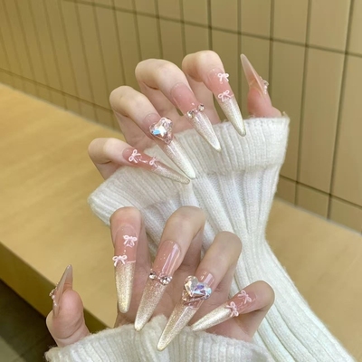 过年4.0长尖细狗穿戴甲爆闪猫眼ins学生显白手工美甲法式新年黑皮