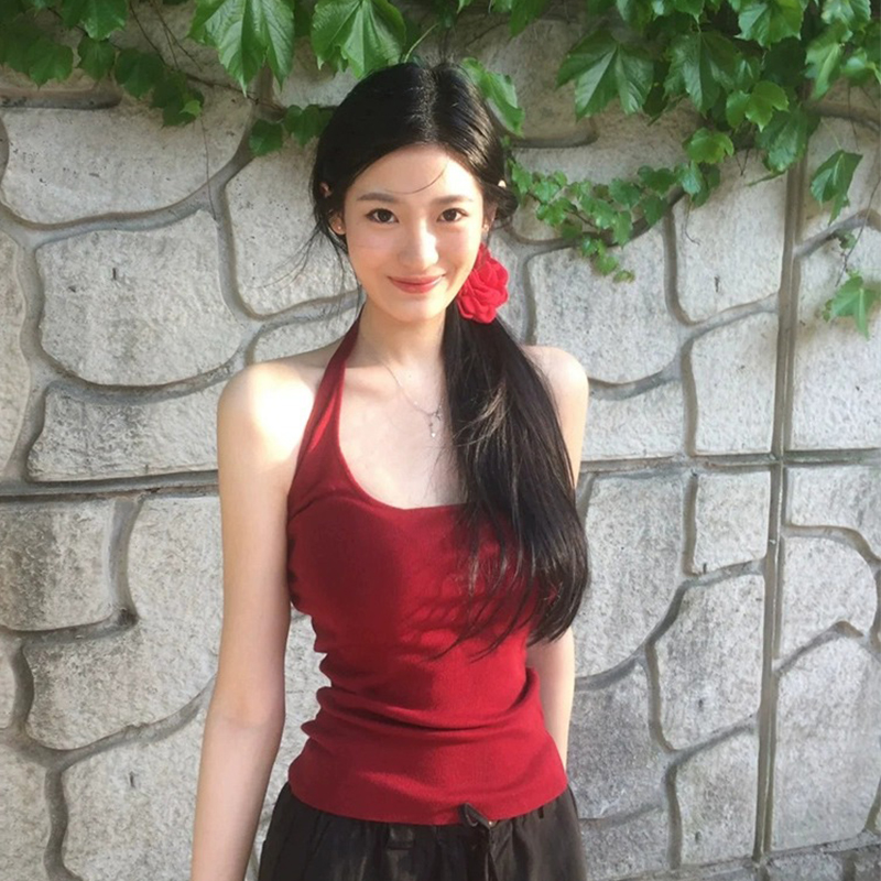 纯欲风性感辣妹红色挂脖吊带背心女夏季2024新款修身显瘦u领上衣