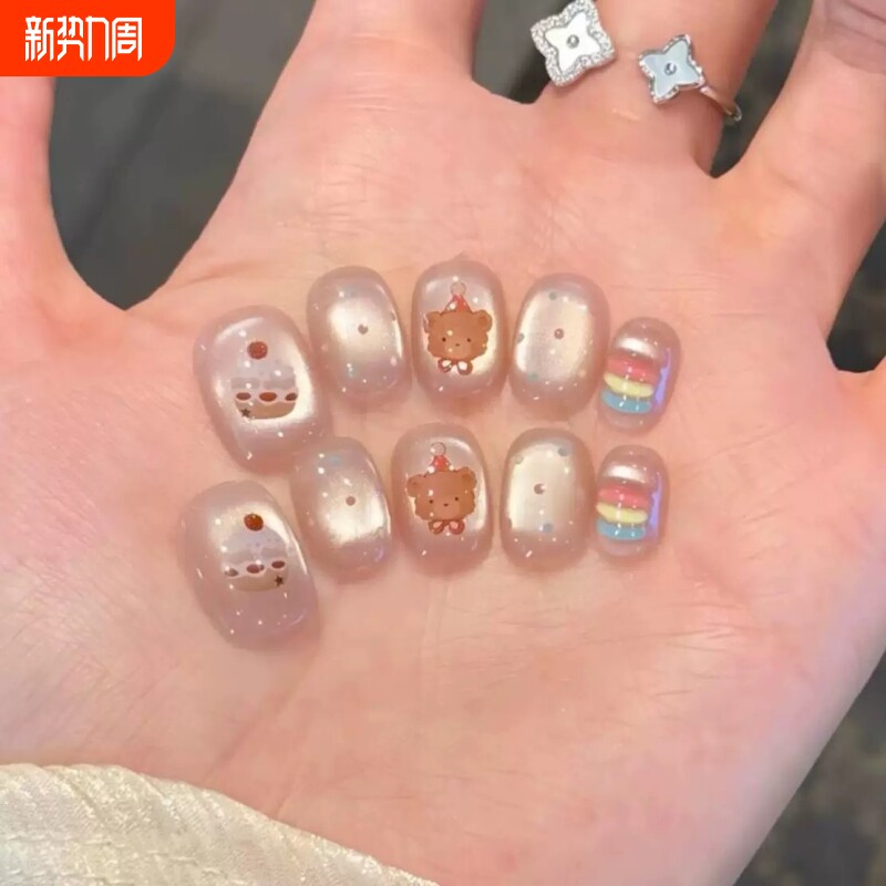 波点显白猫眼穿戴甲可爱短款美甲法式黑皮蝴蝶新年星星简约春日