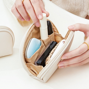 化妆包女2025新款便携式口红小杂物收纳包轻奢高级旅行小型零钱包