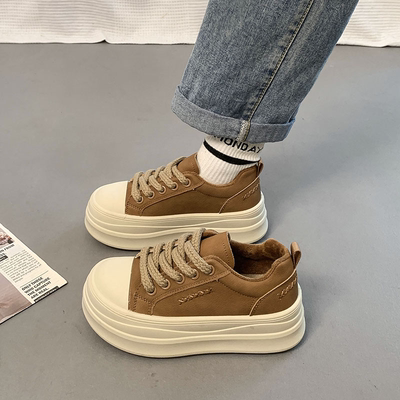 丑萌面包鞋女2025年秋季新款爆款小白鞋增高厚底加绒休闲运动板鞋