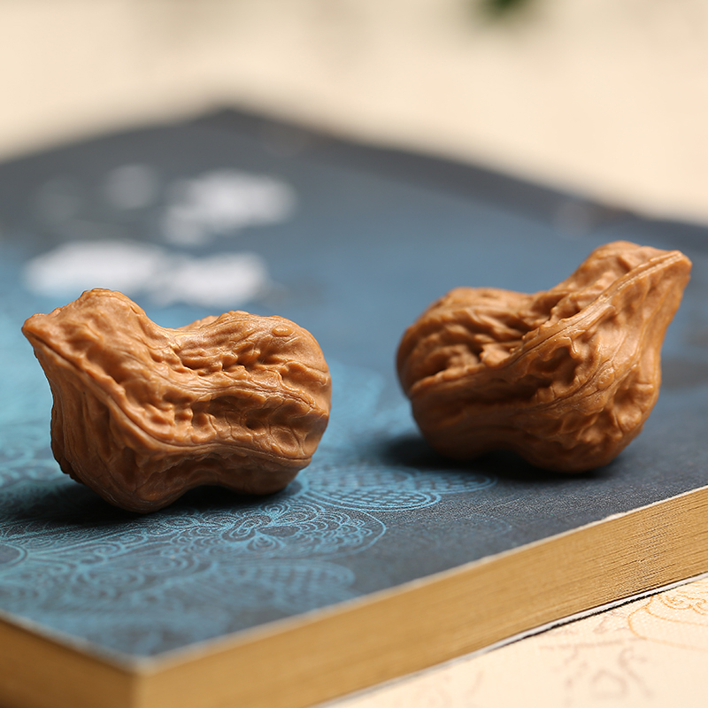 文玩手把件异形迷你小鸟成对鸳鸯盘玩核桃畸形原色和平鸽麻核桃