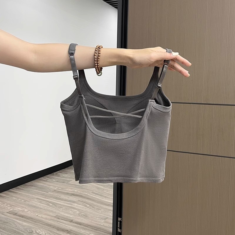 带胸垫文胸一体可调节春秋小吊带女修身外穿背心美背内搭上衣夏季