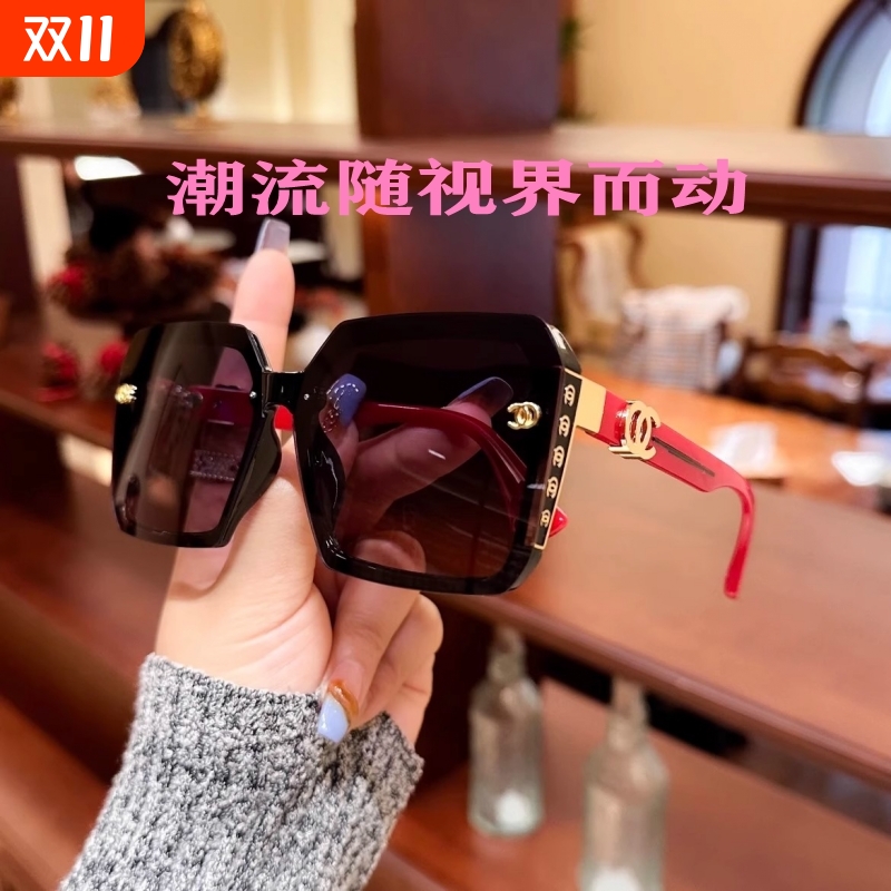 2025新款太阳镜时尚遮阳镜高级感女士墨镜防紫外线大脸女款眼镜夏