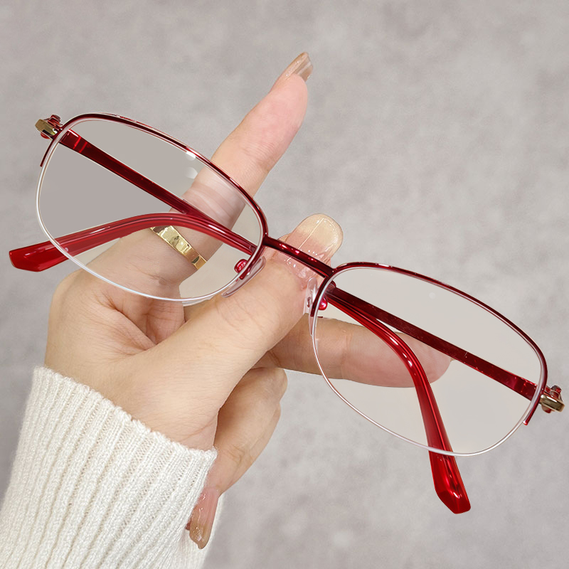 2025新款防蓝光老花眼镜女士品牌高档正品高清防辐射中老年人时尚