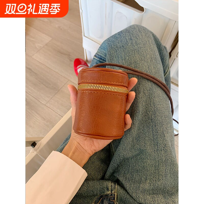 2025单肩斜挎钥匙口红包爆款小众文玩手串包质感收纳包单肩包