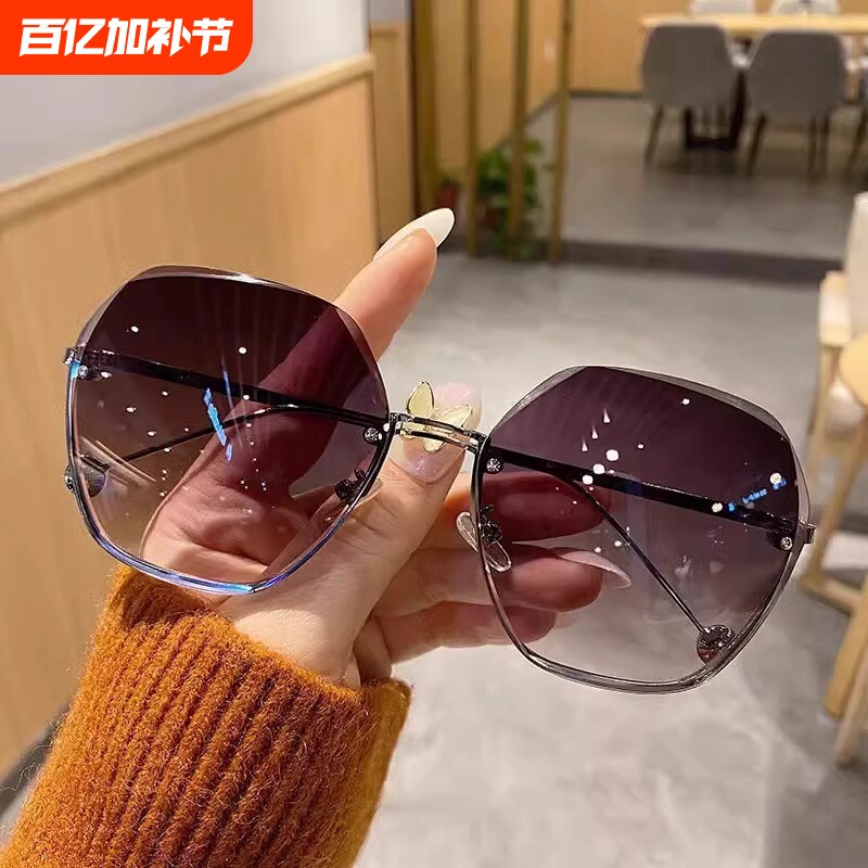 太阳镜女2025防紫外线墨镜潮高级感新款开车眼镜圆脸渐变遮阳高清