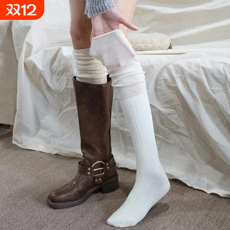 配靴子的袜子女长筒过膝袜白色春秋堆堆美拉德秋冬长靴jk长袜短靴