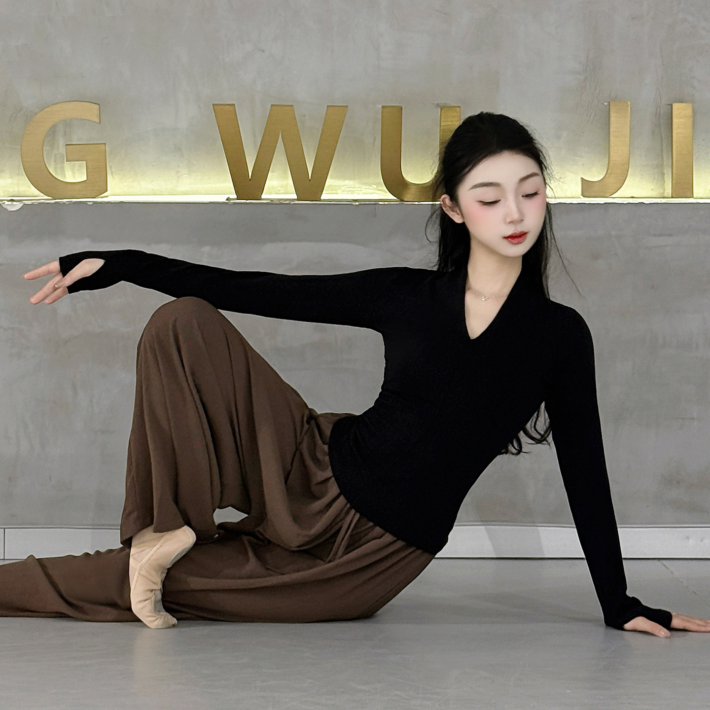 秋冬现代舞练功服新款古典舞服装