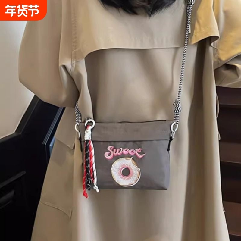 日本ballchain购物袋甜甜圈刺绣尼龙布包手机包斜挎小包防水单肩,箱包皮具/热销女包/男包,通用款女包,淘宝优惠券,粉丝福利购,淘宝优惠卷