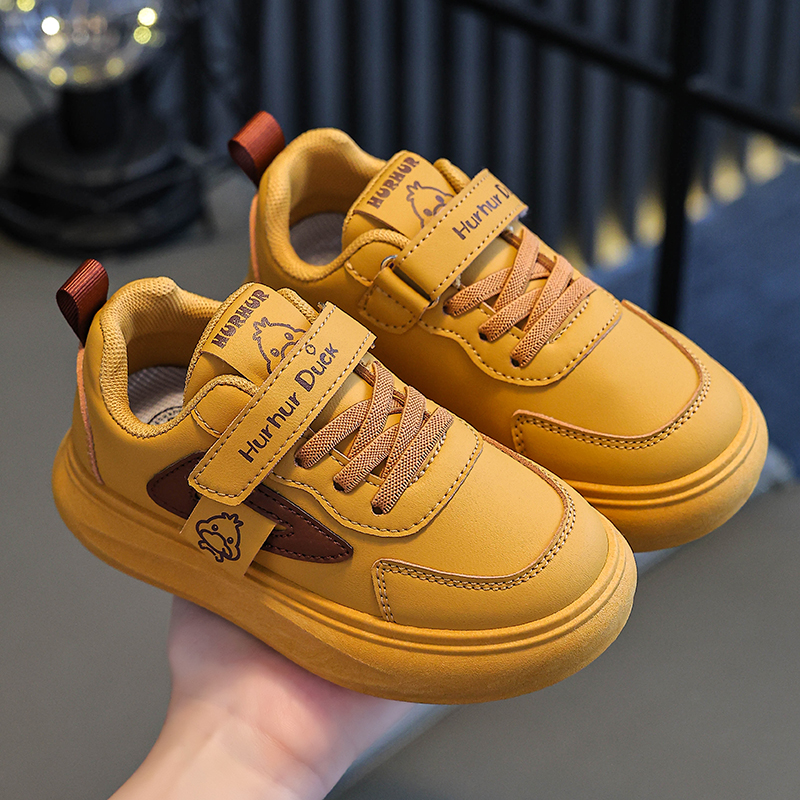 春秋季儿童网面运动鞋