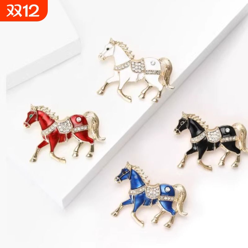 高级感生肖马胸针气质轻奢复古动物胸花衣饰服饰配件小众别针配饰