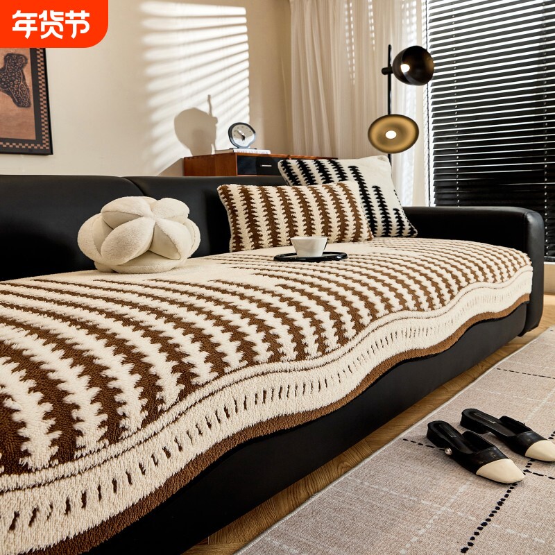 异形加厚毛绒沙发垫2025冬季高级感皮沙发防滑盖布巾坐垫红色客厅