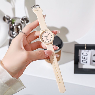 闺蜜手链女款 初高中学生ins小众森简约高颜值石英手表普通小巧