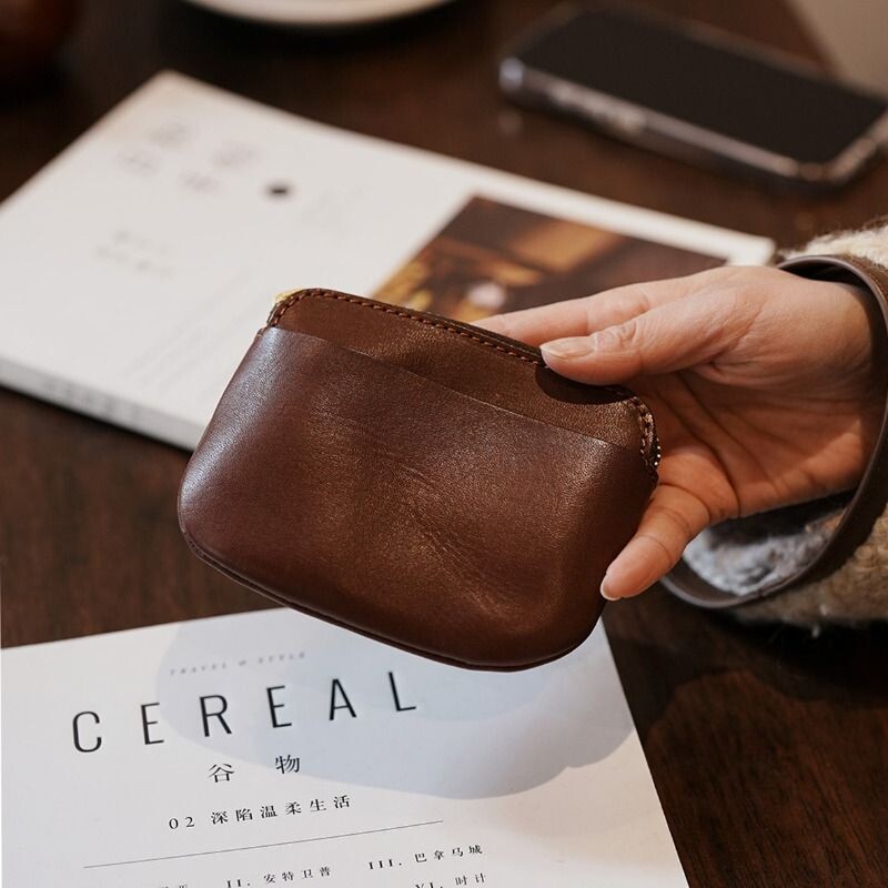 复古文艺小众植鞣质感手拿迷你零钱收纳包便携口红包时尚日式卡包