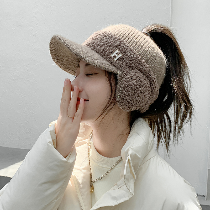 针织毛线空顶帽女秋冬季毛绒耳包护耳帽子户外运动保暖空顶扎马尾